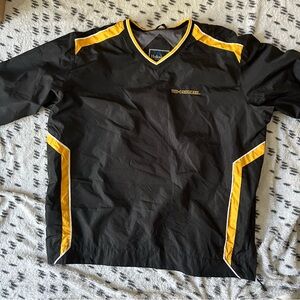Used XL Black Holloway Nylon Pullover UW-Oshkosh